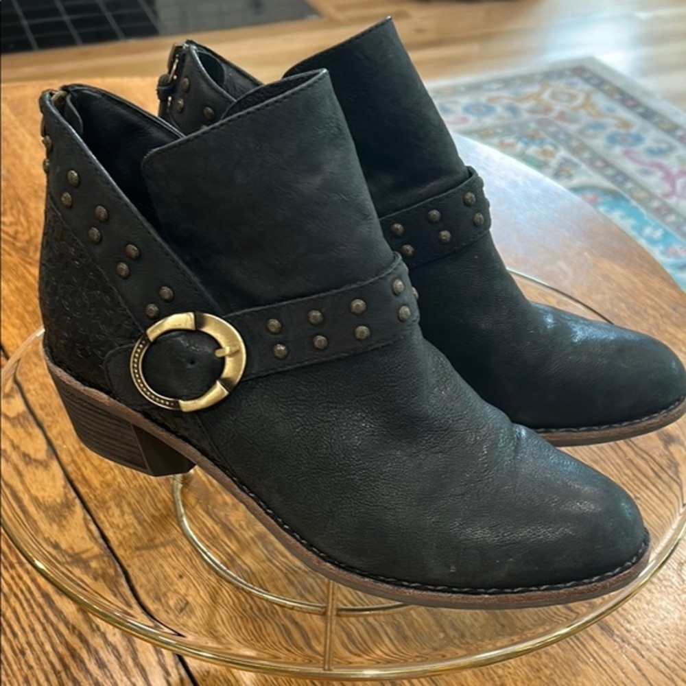 Halsa Footwear Melania Black Ankle Boots with Gold Accents
